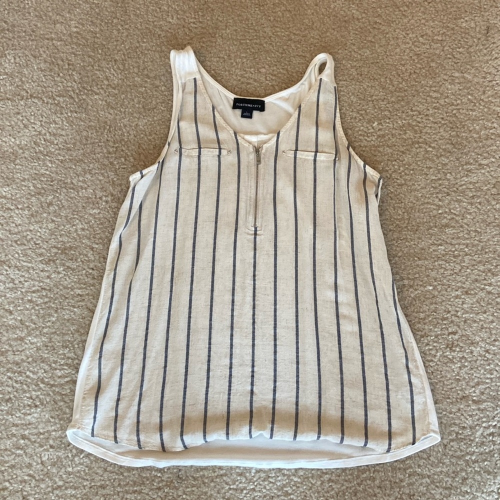 Like new large Fortune and Ivy Tank